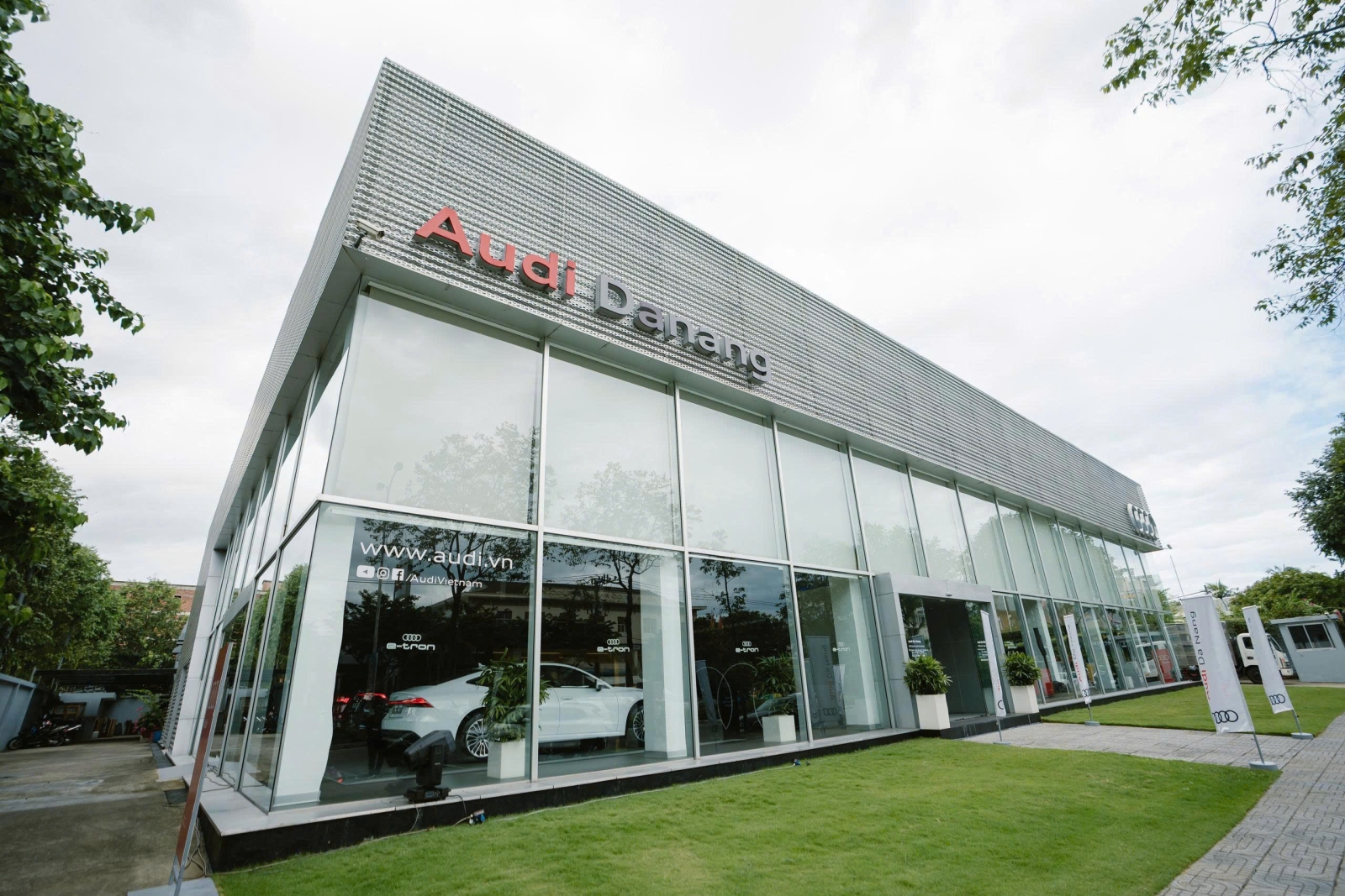 Thông tin đại lý