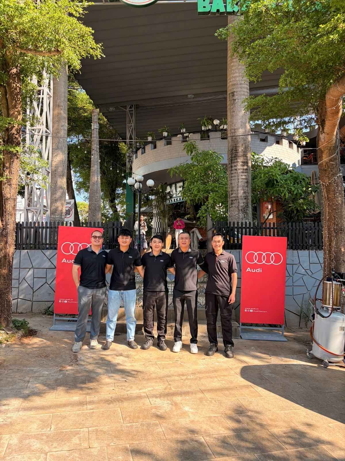 Audi Đà Nẵng đã có mặt tại Gia Lai và sẵn sàng chào đón Quý khác đến với 2 ngày trải nghiệm chương trình Lái thử & Kiểm tra xe Audi miễn phí. 