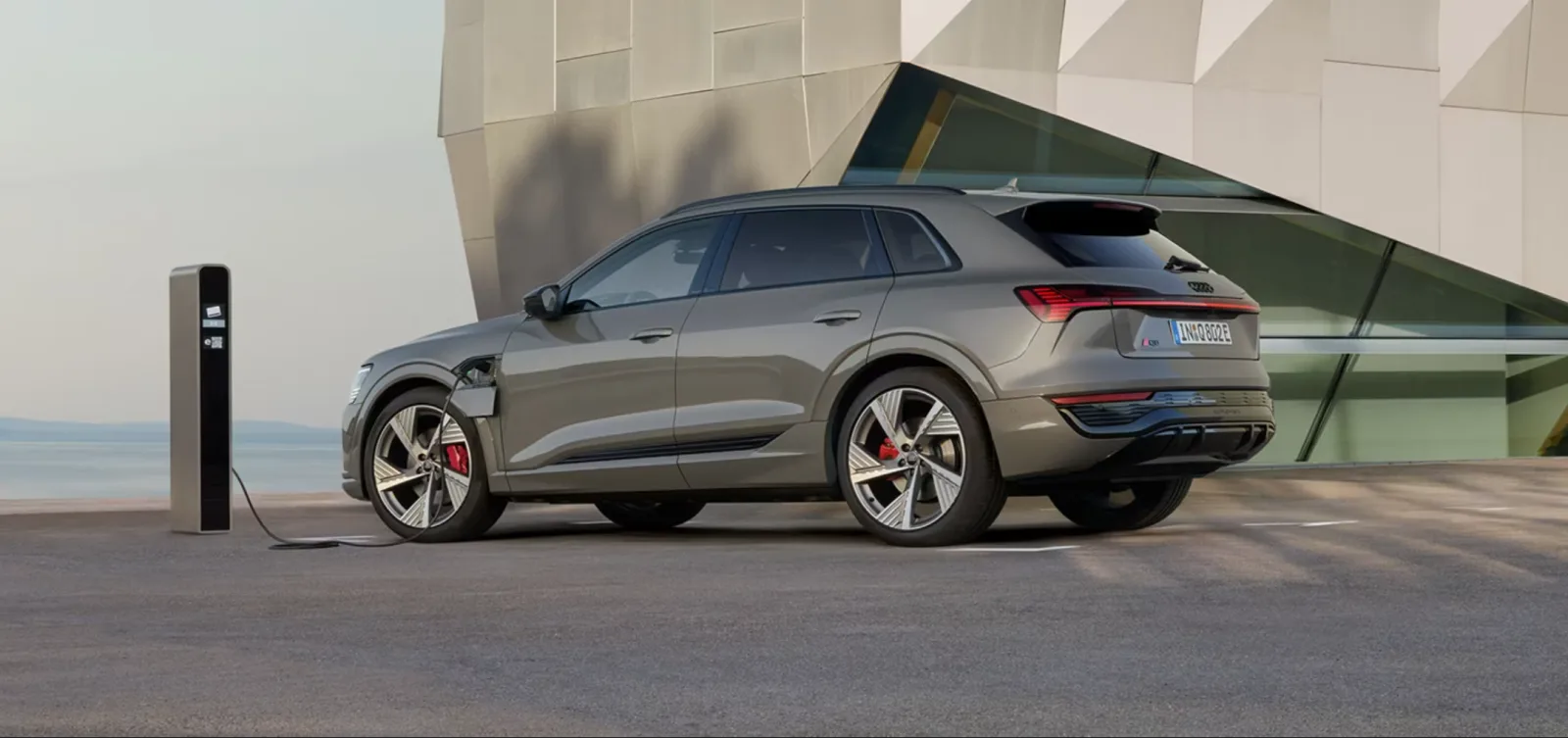 Trải nghiệm sạc siêu tốc – tối ưu hóa thời gian di chuyển: